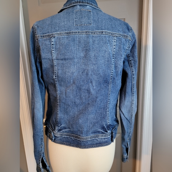 Jean Jacket - Picture 5 of 7